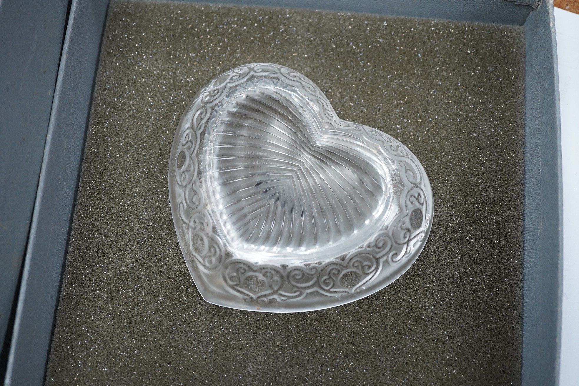 Two modern Lalique glass pin dishes in the form of hearts, largest 11cm wide. Condition - good